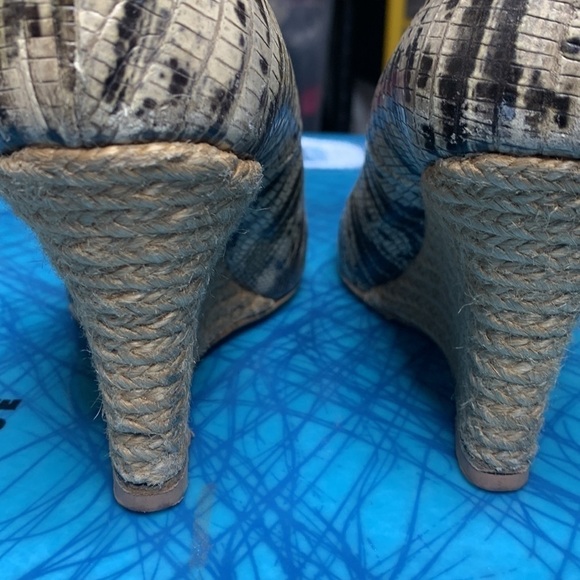 Lanvin black and cream snake skin wedges size 38 - Picture 5 of 10